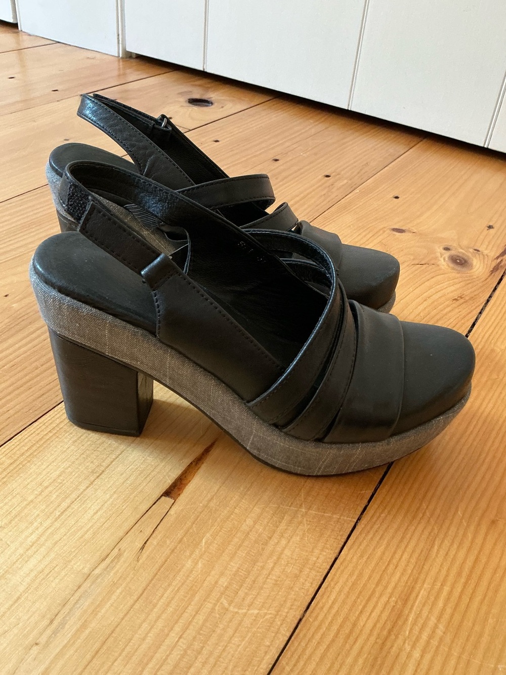 Antelope Black Leather Platform Slingback Sandals Block Heel Size 37 / US 6.5